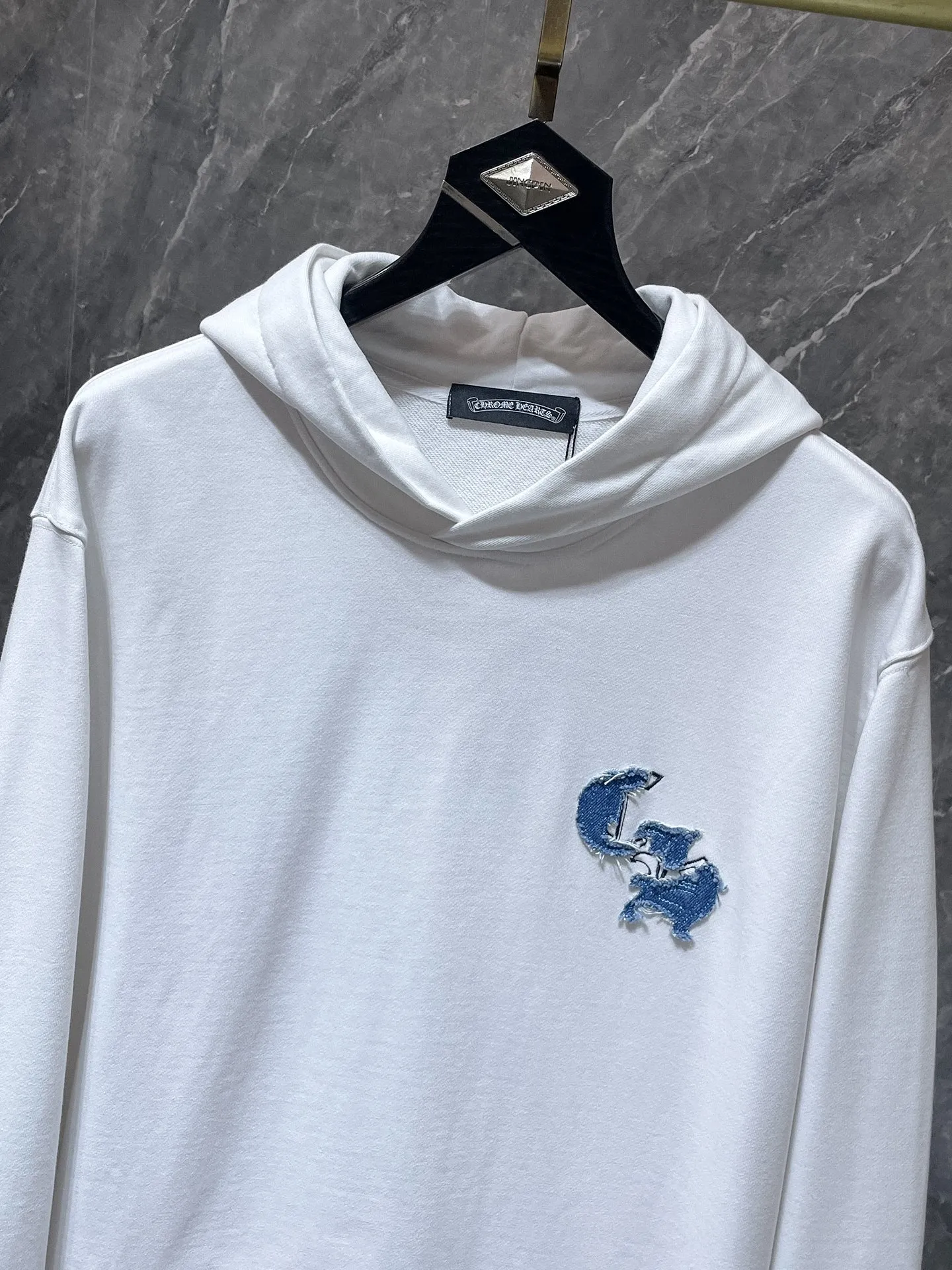 P276 Chrome Hearts Autumn and Winter 2025 Counter Synchronization Chrome Horseshoe Contrast Color Patch Short Sleeves Heavy Industry Pure Hand Cut Patching Embroidery Technology Heavy Industry Embroidery! ! ! Tens of thousands of needles! ! Improved customized version of 1:1 high-gram weight high-quality fabric Recommended color: white black code number: S, M, L, XL